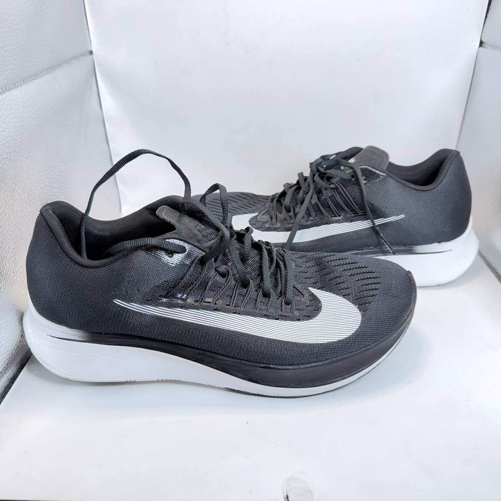 Nike‎ Zoom Fly Mens 8.5 Black White Racing Running Shoes 880848-001 Excellent